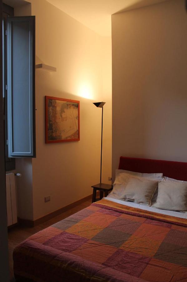 Goldoni77 - 3Mins From Dateo Station Milán Exterior foto